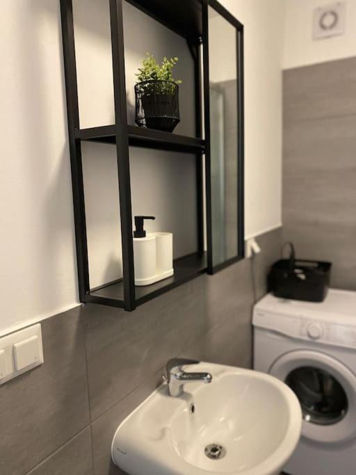 Farawayhomes Studio Klagenfurt #1 Klagenfurt am Woerthersee Ngoại thất bức ảnh